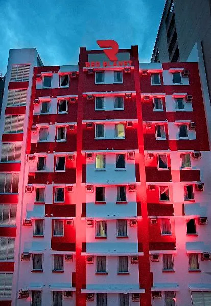 Red Planet Manila Malate Mabini Hotel
