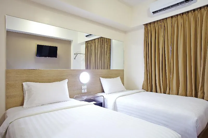 Red Planet Manila Malate Mabini Hotel