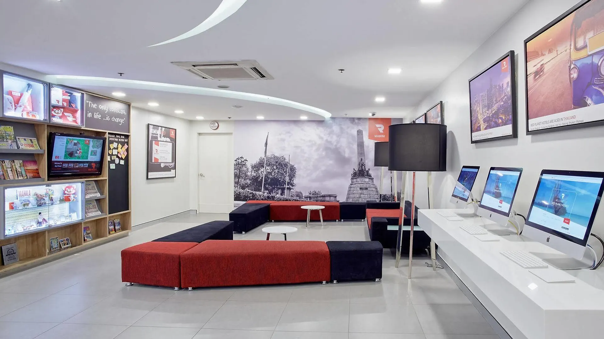 ***  Red Planet Manila Malate Mabini Hotel Philippines
